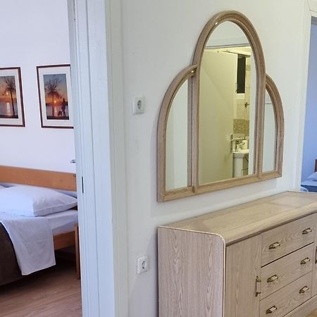 Apartman Lipotica Diklo Задар Екстер'єр фото