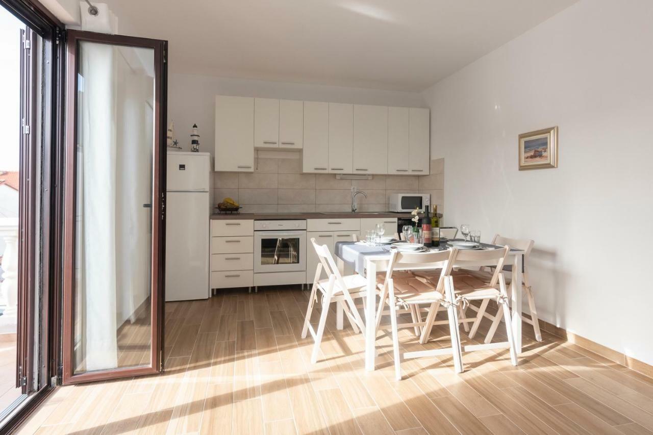 Apartman Lipotica Diklo Задар Екстер'єр фото