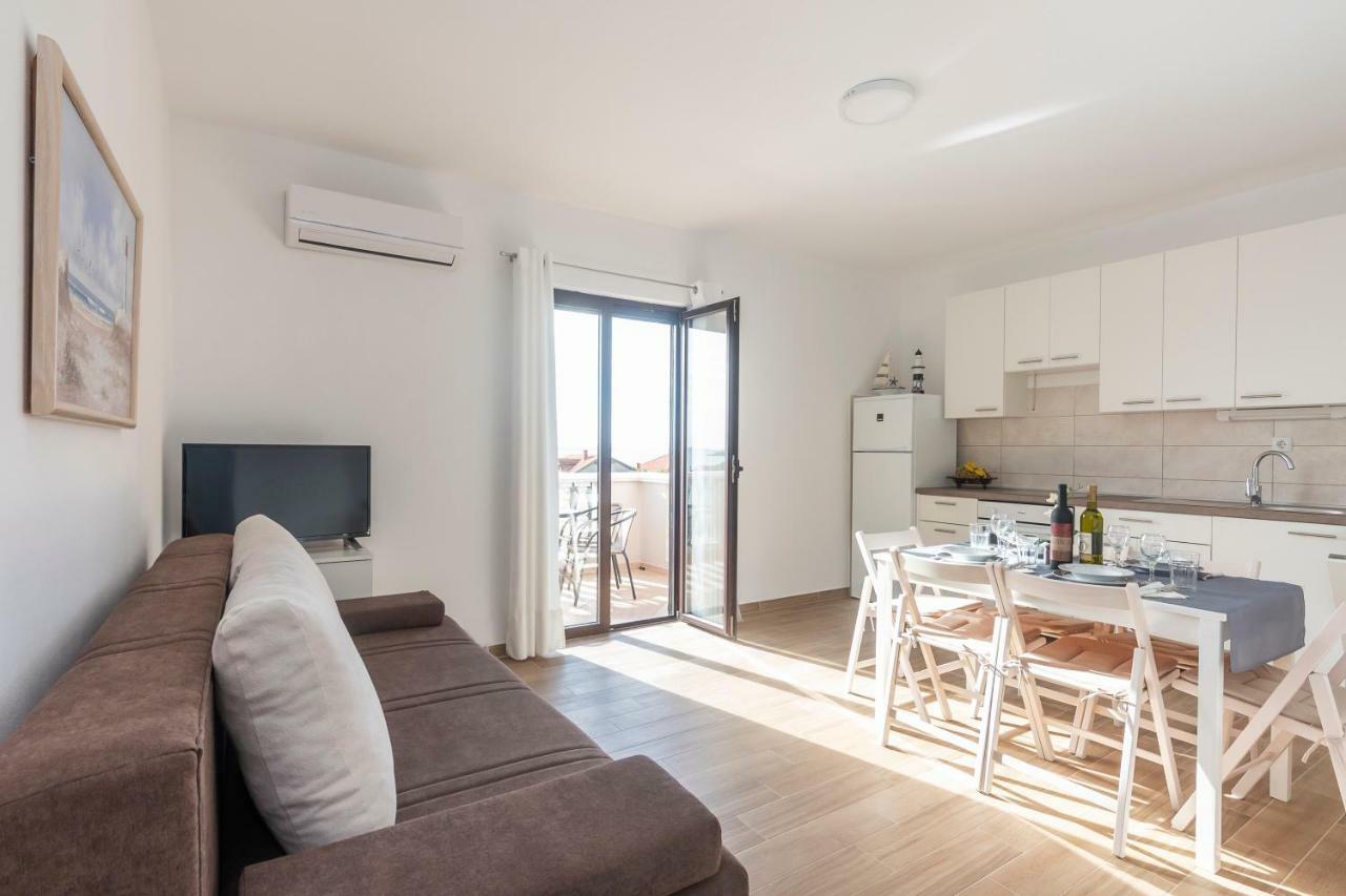 Apartman Lipotica Diklo Задар Екстер'єр фото