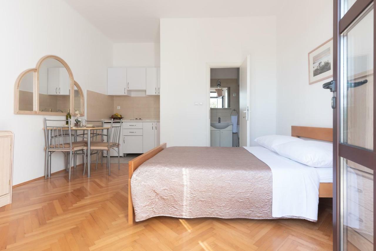 Apartman Lipotica Diklo Задар Екстер'єр фото