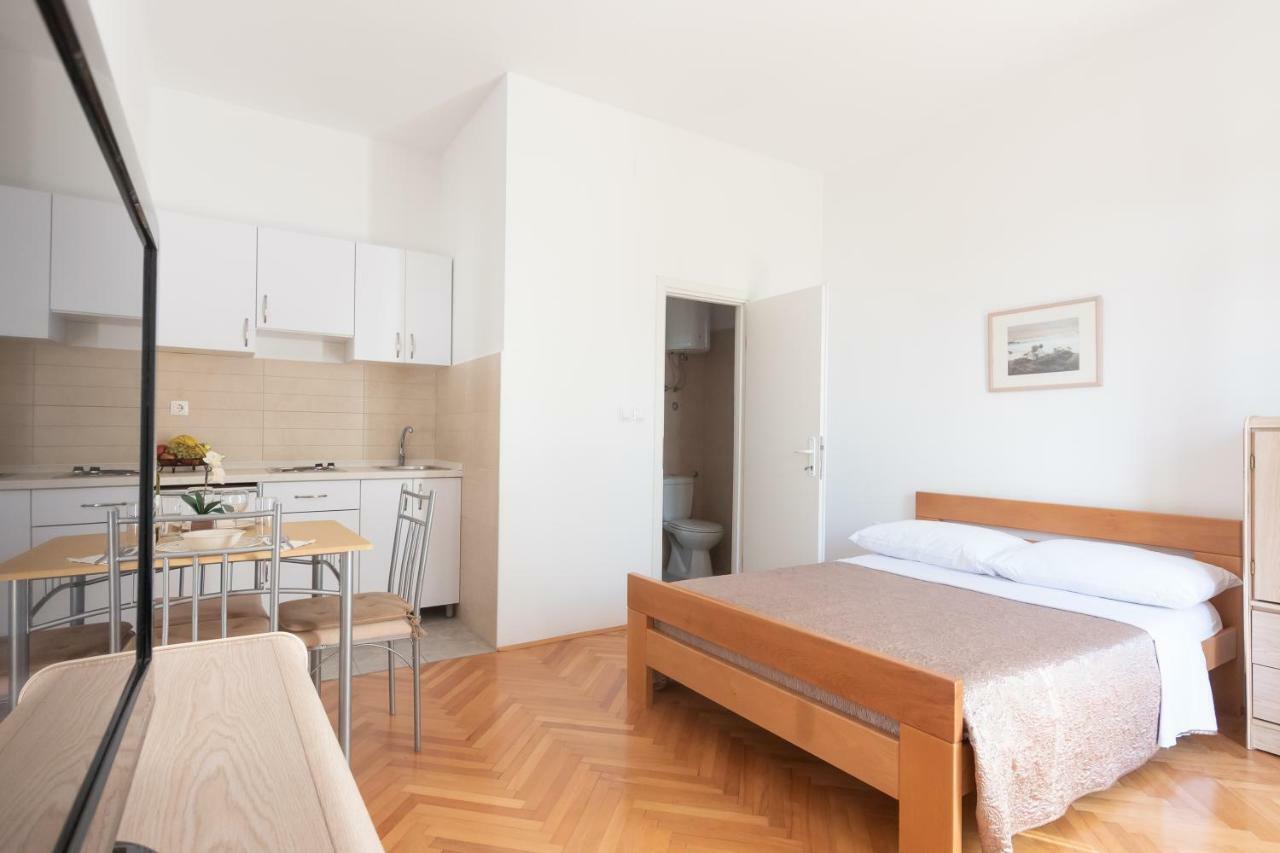 Apartman Lipotica Diklo Задар Екстер'єр фото